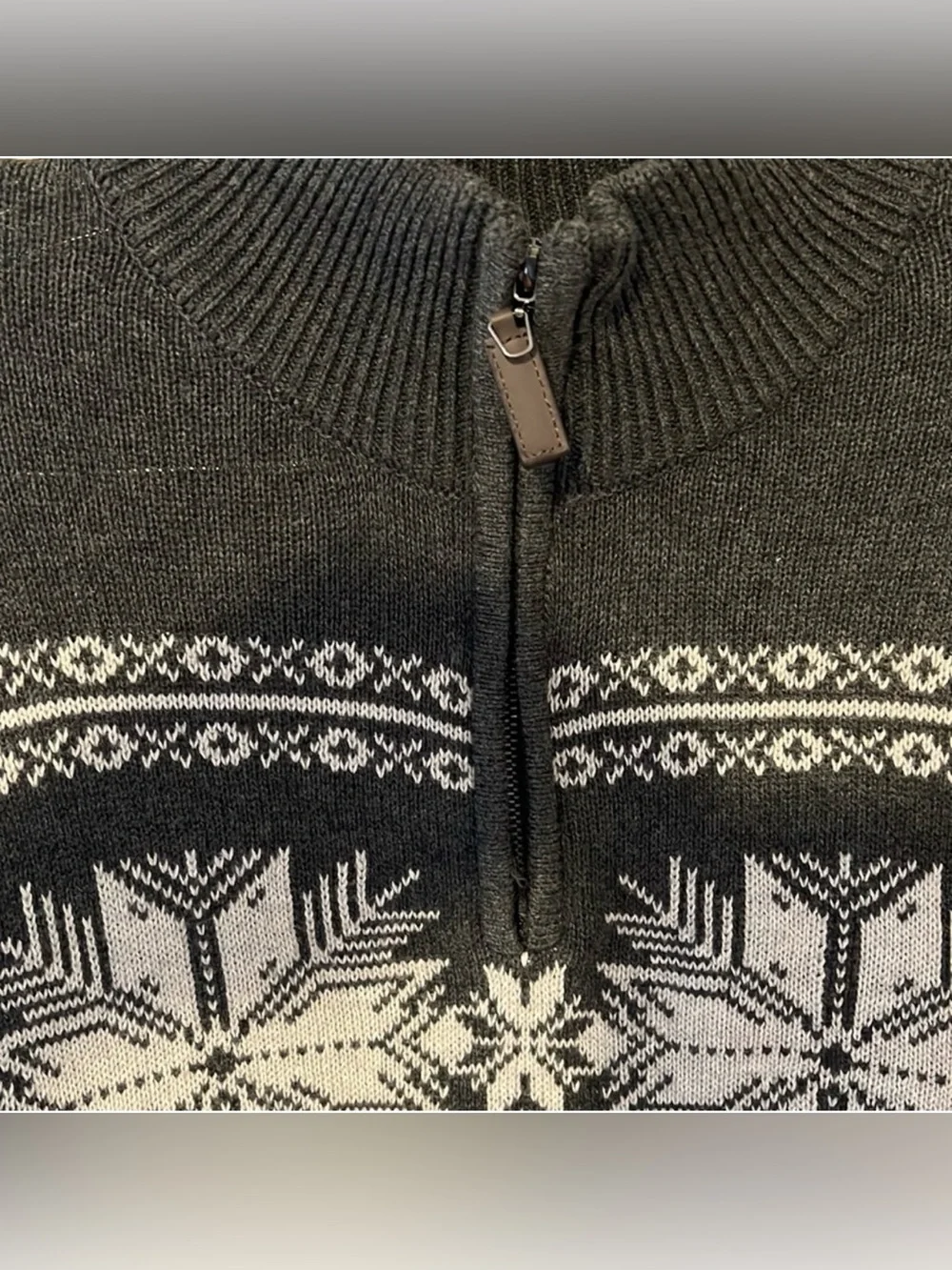 Aspen Mens Grey Snowflake 1/4 Zipper Sweater Size Large NWT